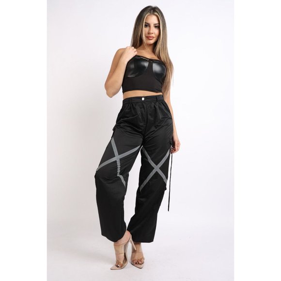 Women's Windbreaker Jogger Pants With Reflective Detail Zipper Cargo Pocket Comf - Picture 2 of 8